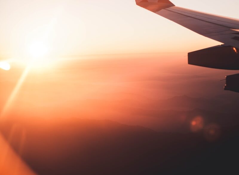 A clear guide to the principles of flight
