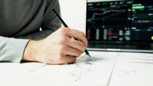US government shutdown threatens global market stability
