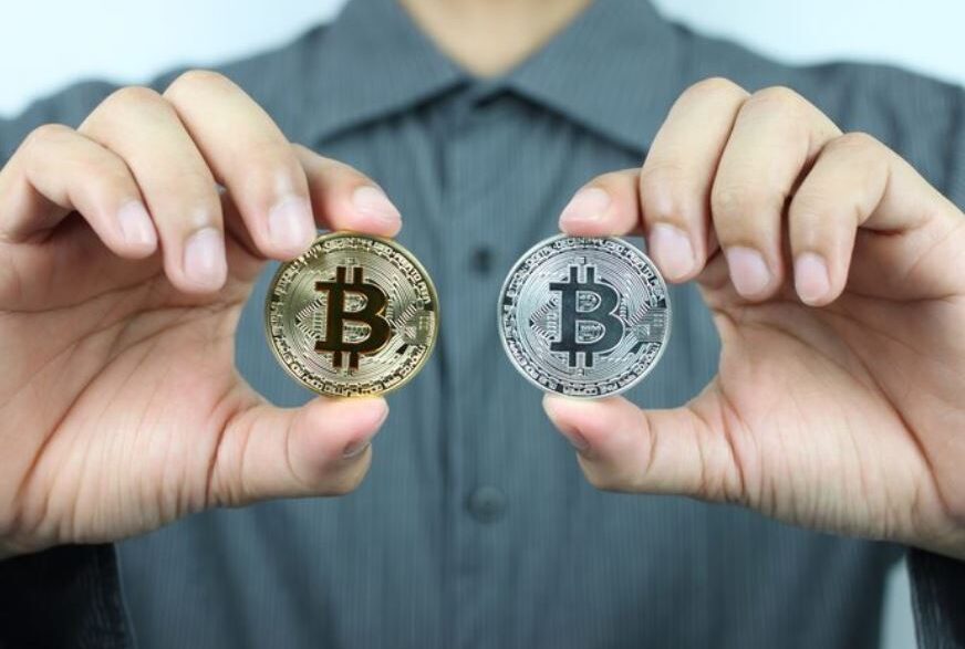 how much is half a bitcoin