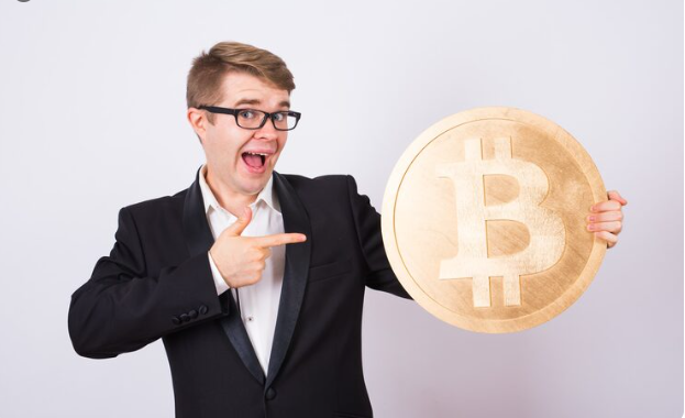 Why Warren Buffett's Continued Rejection of Bitcoin Is Now Costing Berkshire Shareholders Real Money Why Warren Buffett's Continued Rejection of Bitcoin Is Now Costing Berkshire Shareholders Real Money