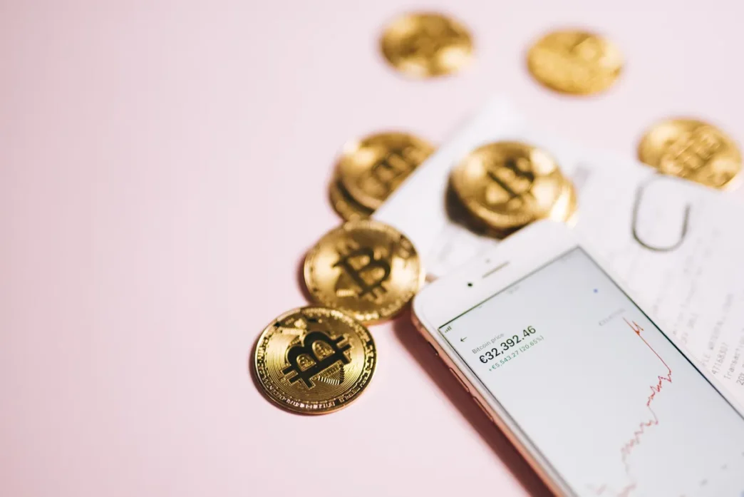 Bitcoin ETF record outflows