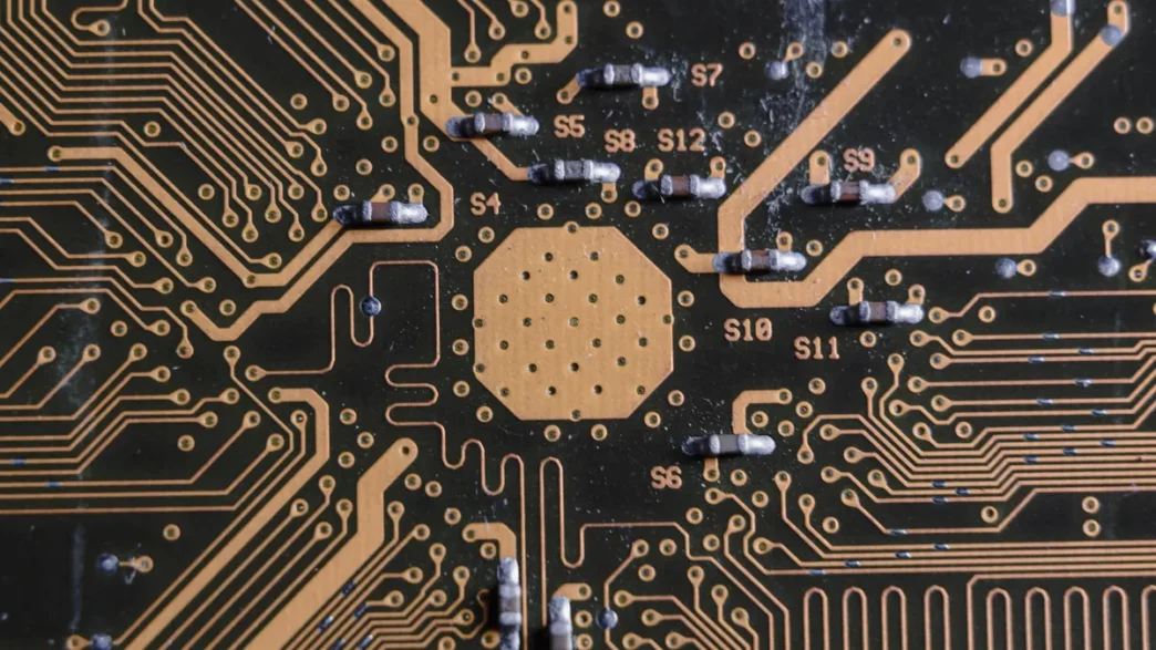 Apple Chinese memory chips