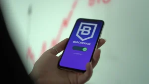 Aztec v5 private transactions