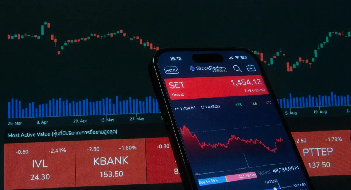 Robinhood Chain memecoin reversal