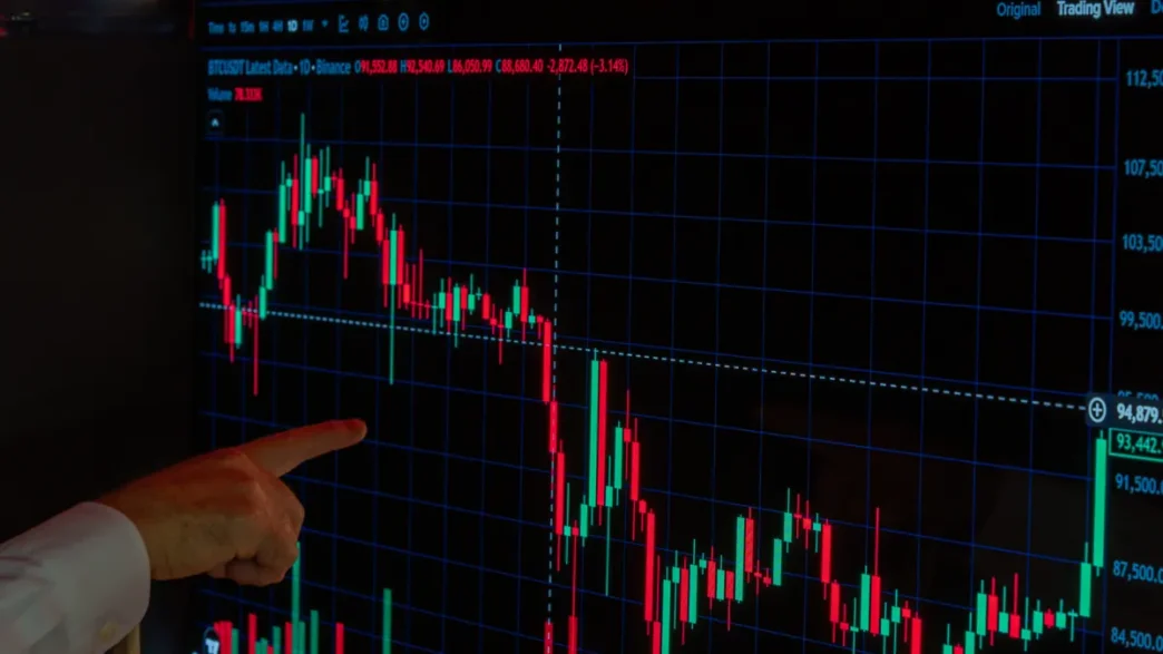 Bitcoin $72,000 short squeeze