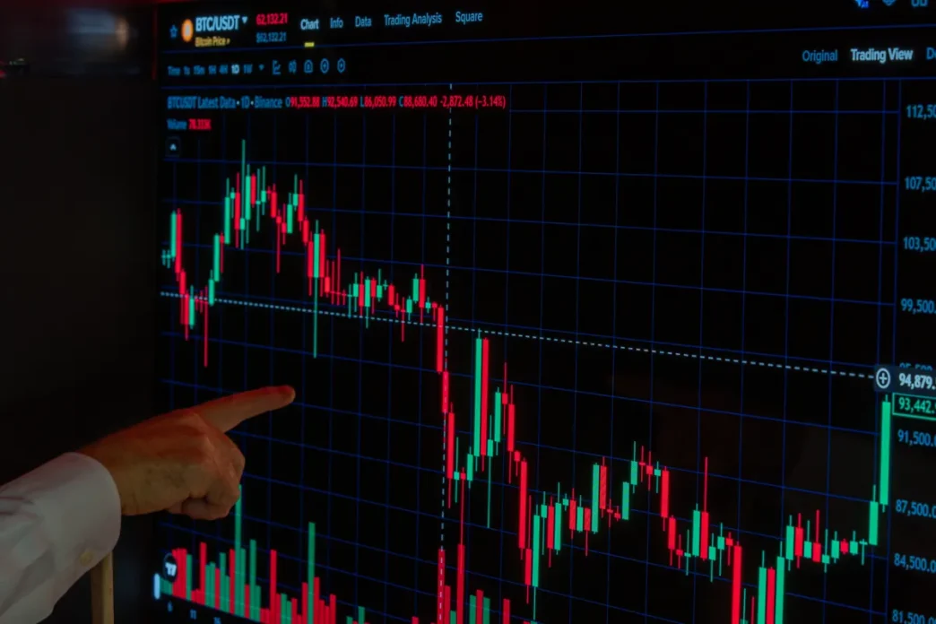 Bitcoin $72,000 short squeeze