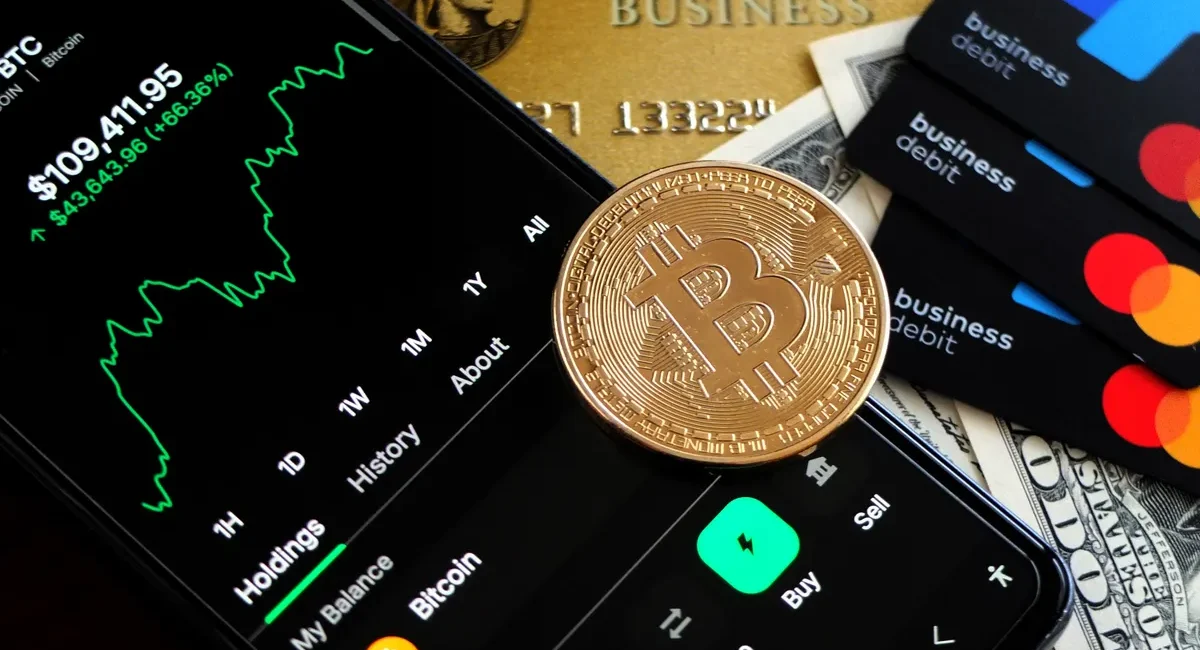 Krak multi-asset debit card